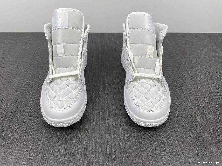 White - DB6078-100 Quilted 1 Jordan Mid (W) 0304